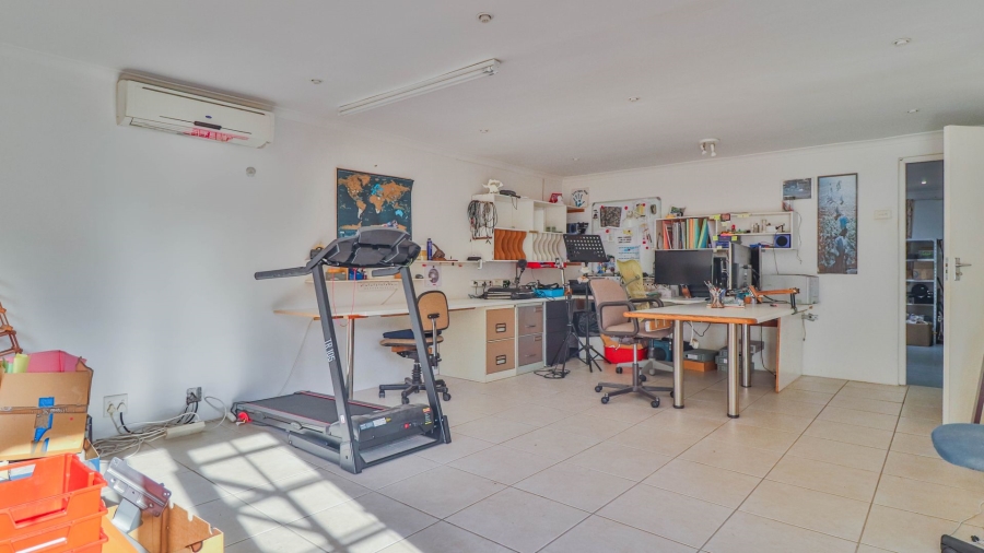 3 Bedroom Property for Sale in Pinelands Western Cape